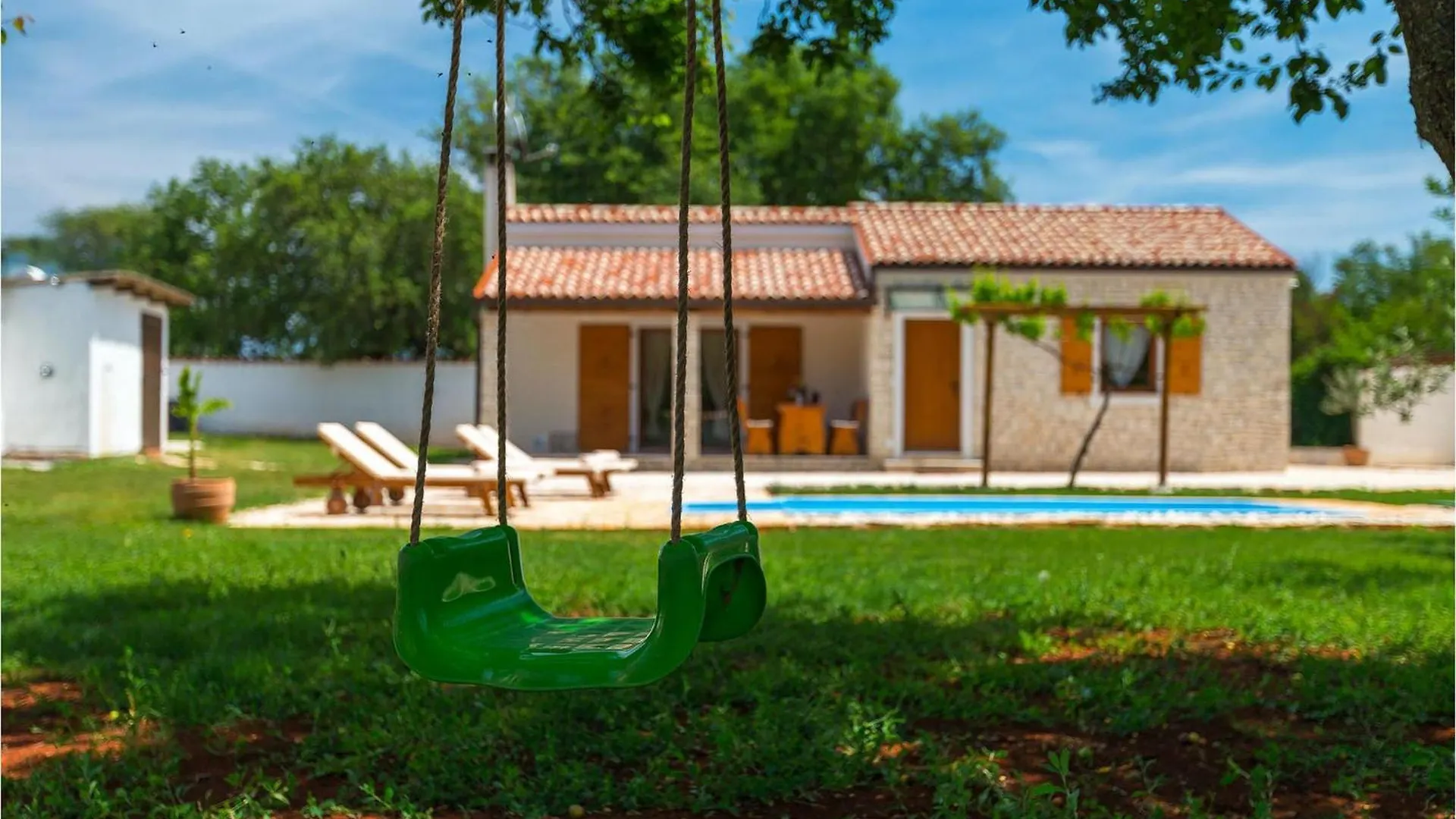 Villa Bilen Pula 0*,  Croatia